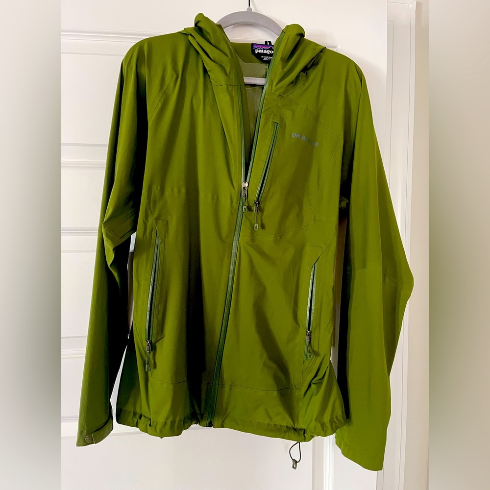 Men’s Patagonia Shell Rain jacket